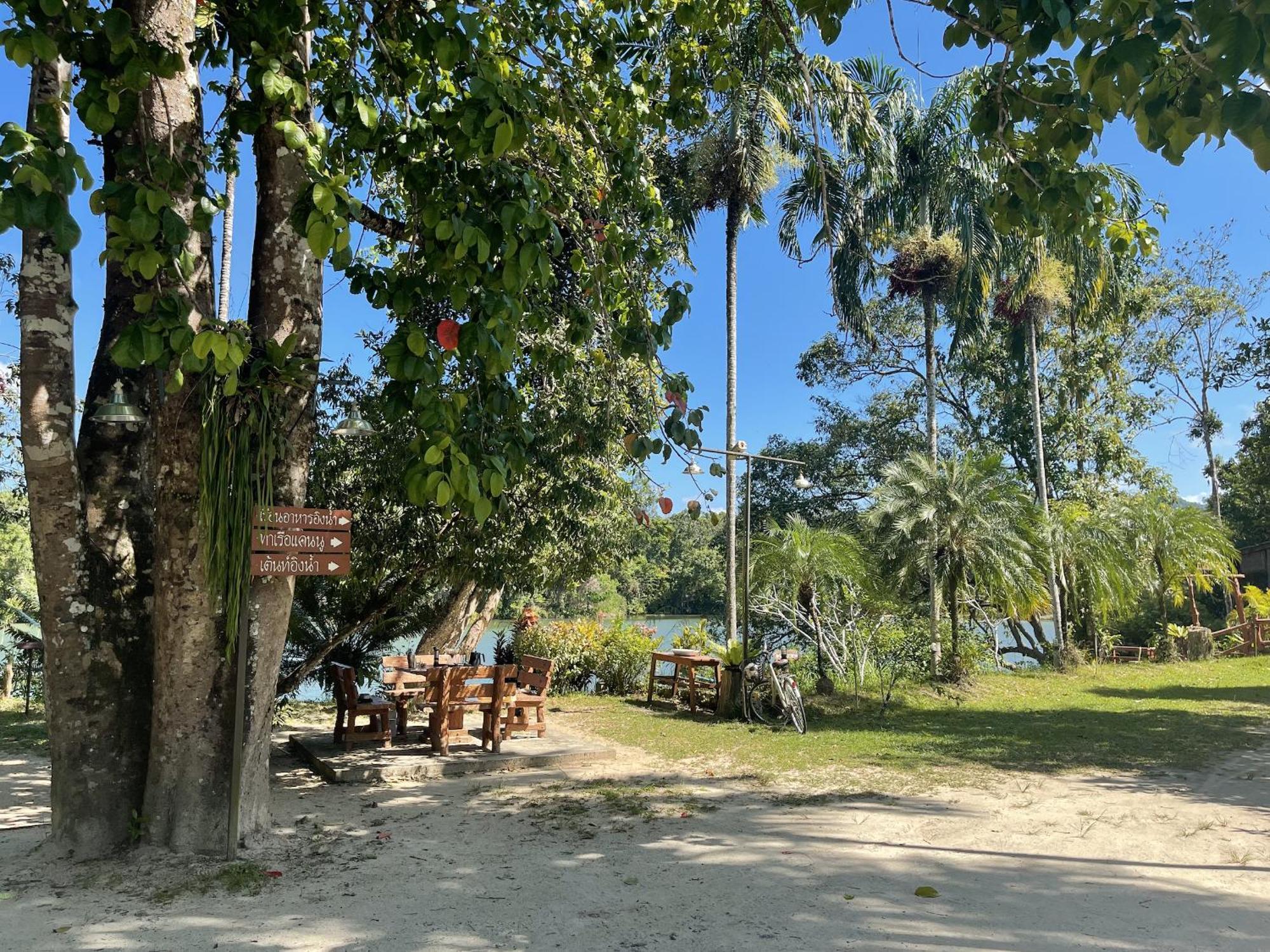 Sawasdee Lagoon Resort ท้ายเหมือง ภายนอก รูปภาพ